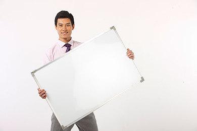 《黑神话》官方送新年祝福：认真游戏 好好休息